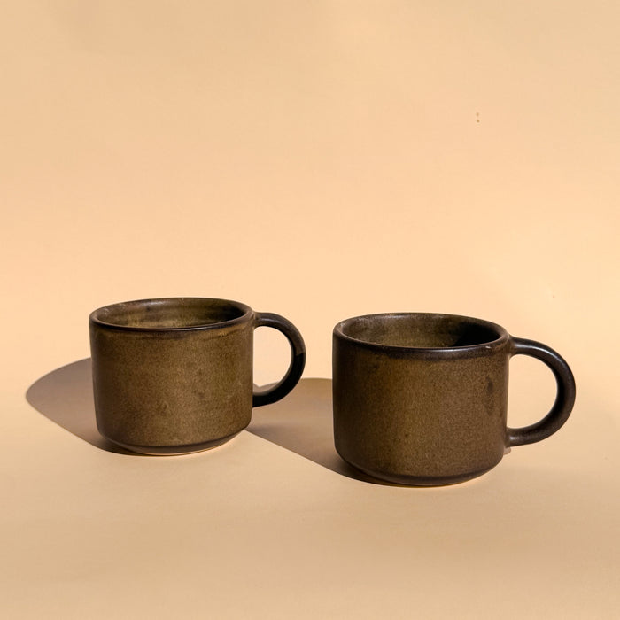 Low Mug in Bronze
