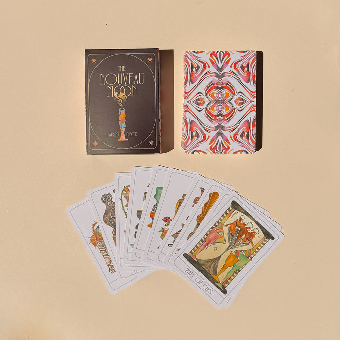 Nouveau Moon Tarot