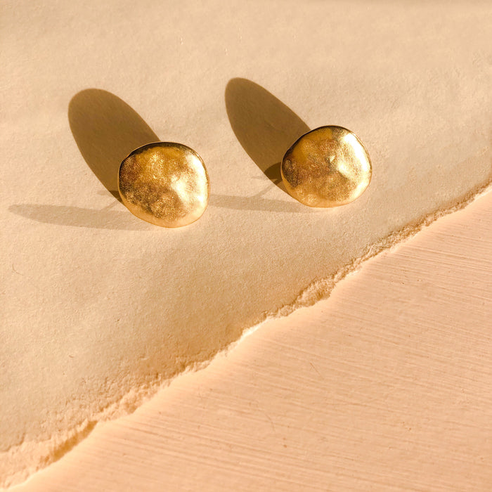 Terra Studs in Bronze