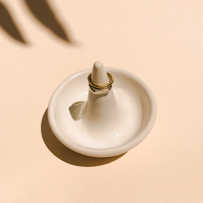 Ceramic Ring Holder