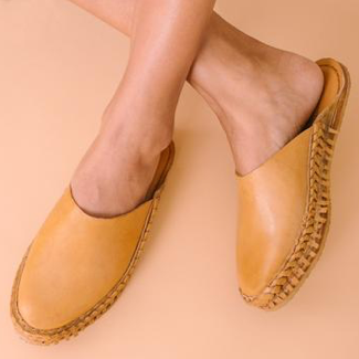 Mohinder Natural Leather Slides